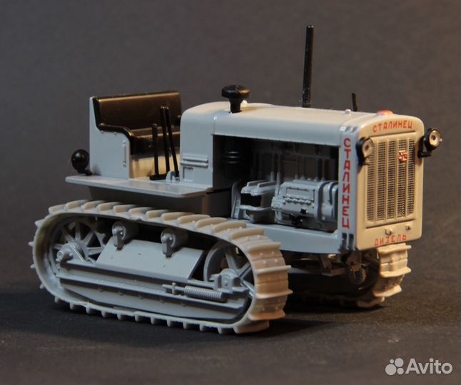 Модель трактора Сталинец-65 1/43