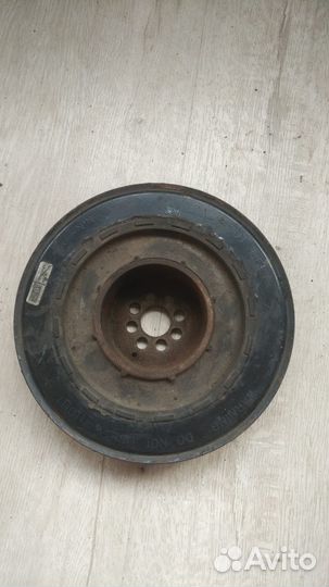 Шкив коленвала audi Q7 (2005) /VW touareg (2002