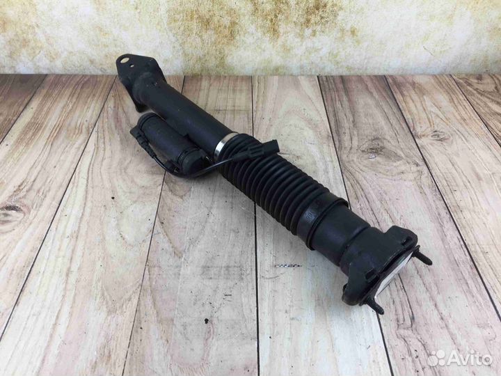 Амортизатор задний Mercedes ML W164 GL X164 AMG