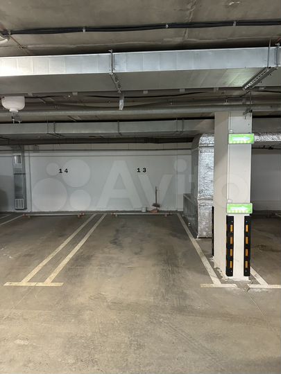 Машиноместо, 14 м²
