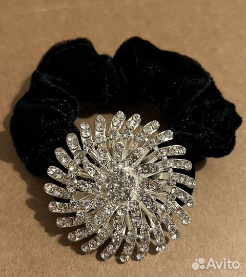 Резинка для волос со стразами