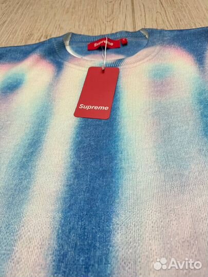 Свитер Supreme Blurred Logo в наличии