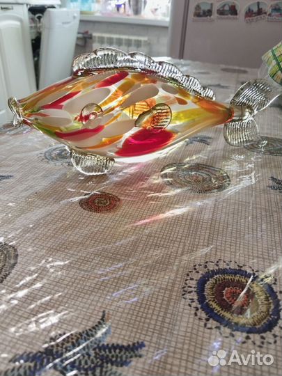 Рыба Богемия, цветное стекло