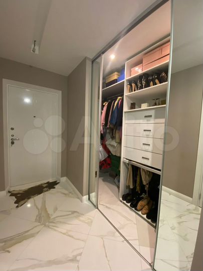 4-к. квартира, 118 м², 12/22 эт.