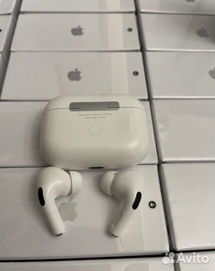 AirPods Pro (2024) + Чехол