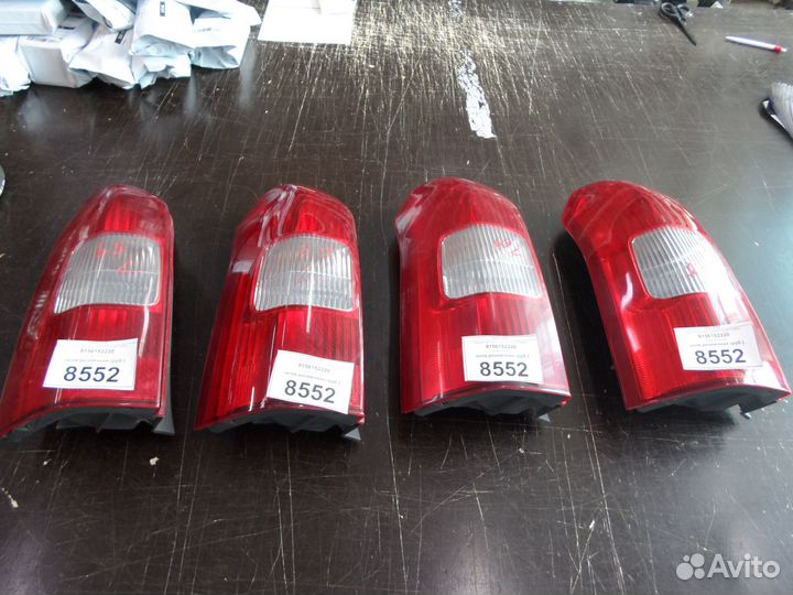 Задний фонарь левый Toyota Probox
