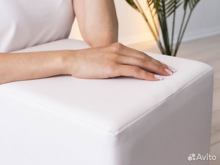 Пуфик для туалетного столика, пуф квадратный