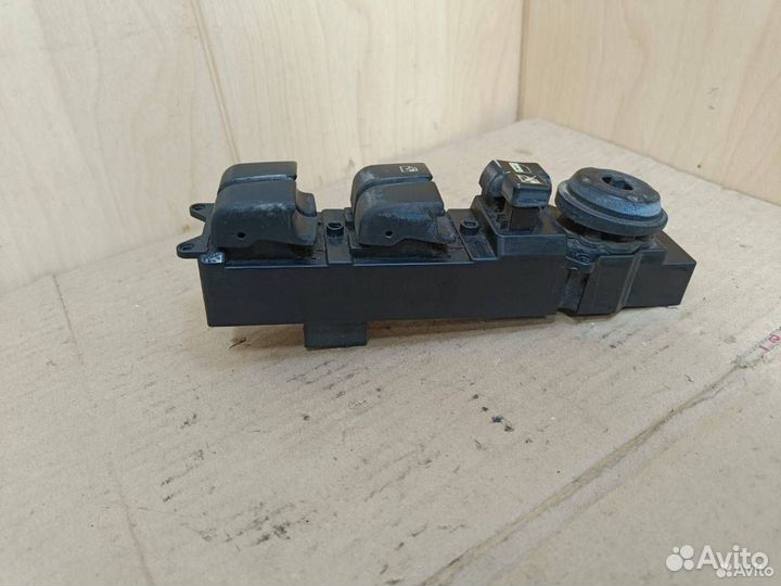 Блок управления стеклоподъемниками Geely