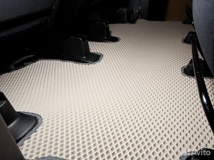 Коврик багажника ева toyota Grand HiAce