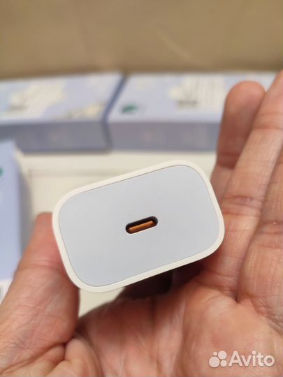 Блок для iPhone быстрая зарядка type-c android