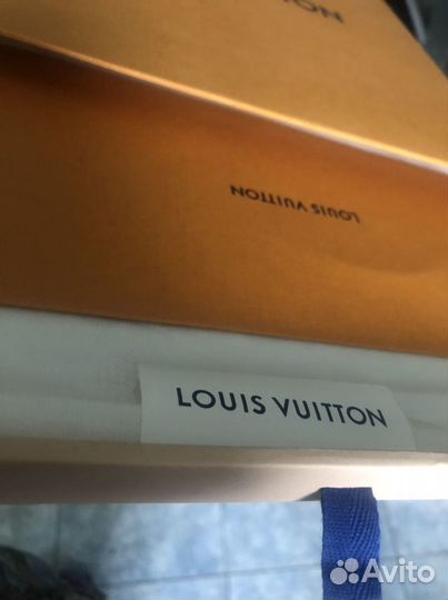 Коробка подарочная