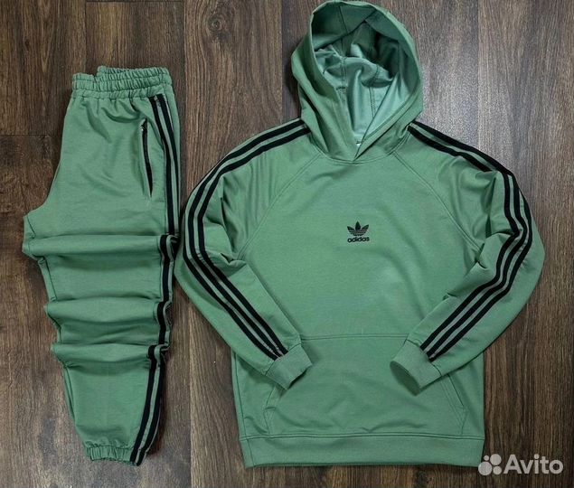 Спортивный костюм adidas классика