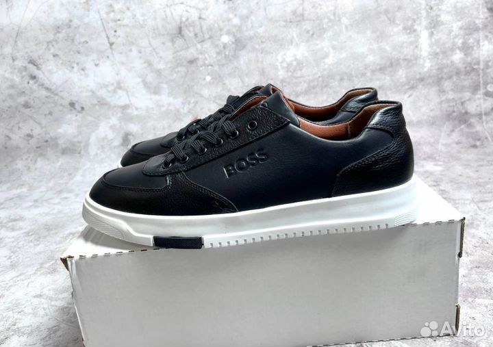 Кроссовки Boss модные