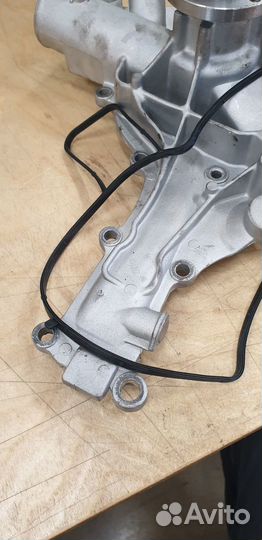 Насос системы охлаждения Mercedes / Chrysler