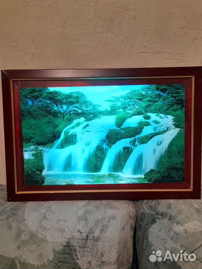 Картина со звуком и светом