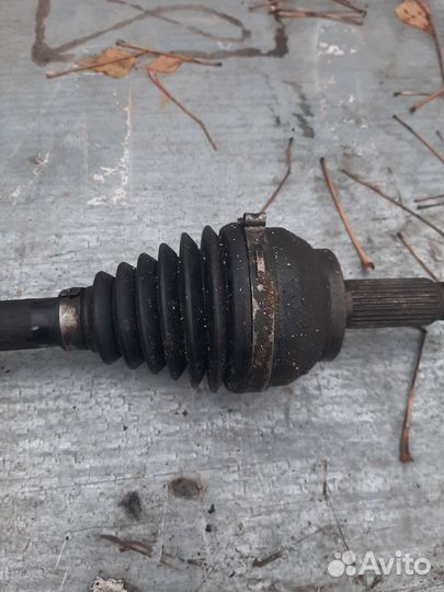 Привод передний правый toyota corolla E150