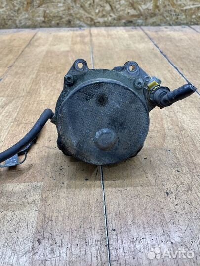 Вакуумный насос Opel Astra H Z19DTH 2007