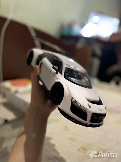 Audi R8 LMS