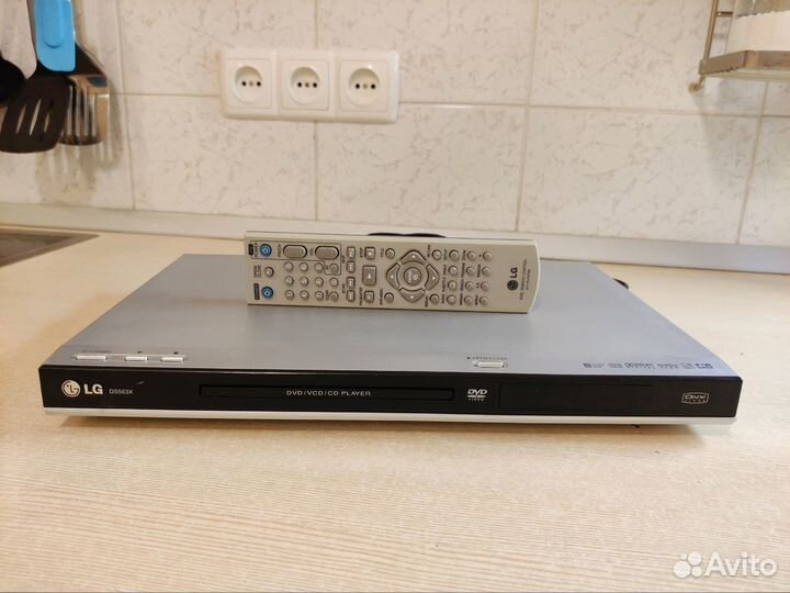 Dvd плеер LG DS563X