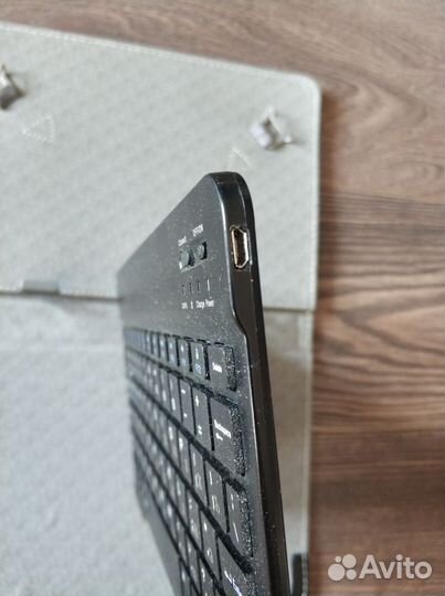 Qwerty клавиатура для планшета