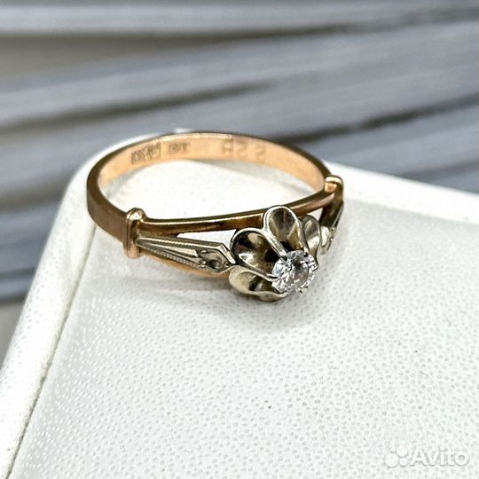 Золотое кольцо Тюльпан бриллиант 0,2 карата 583 СС