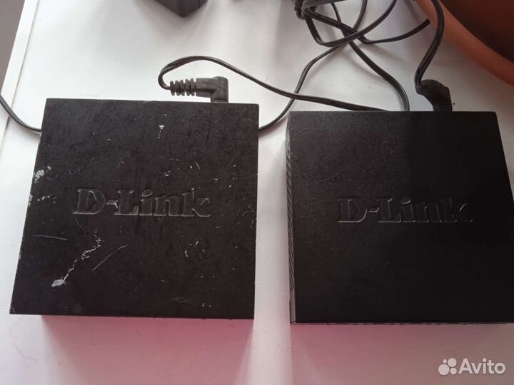 Сетевой коммутатор D-link. 5 портов