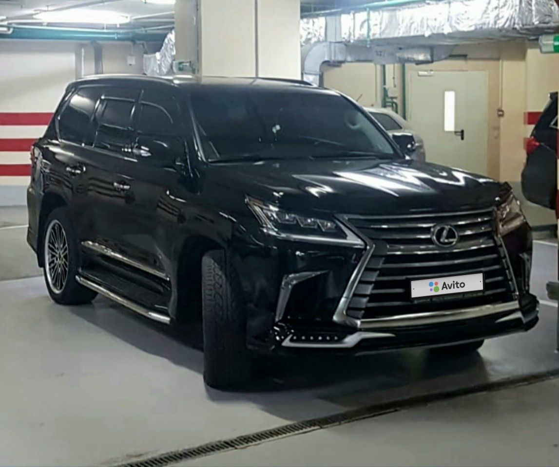 Lexus LX: фото владельца