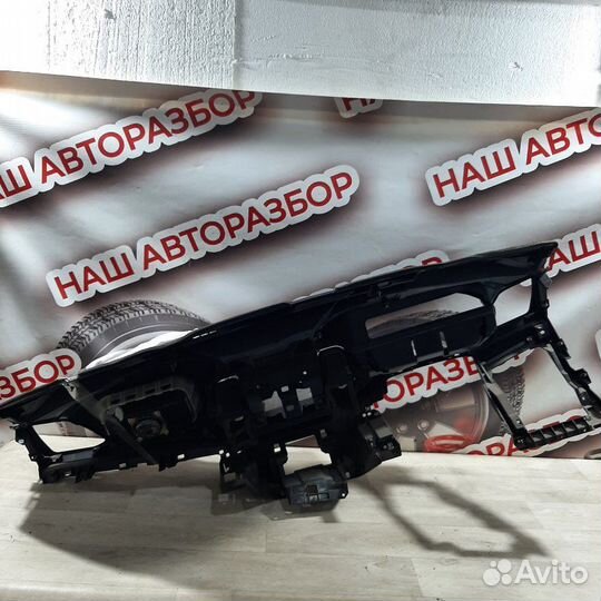 Торпедо LADA Vesta седан 2016