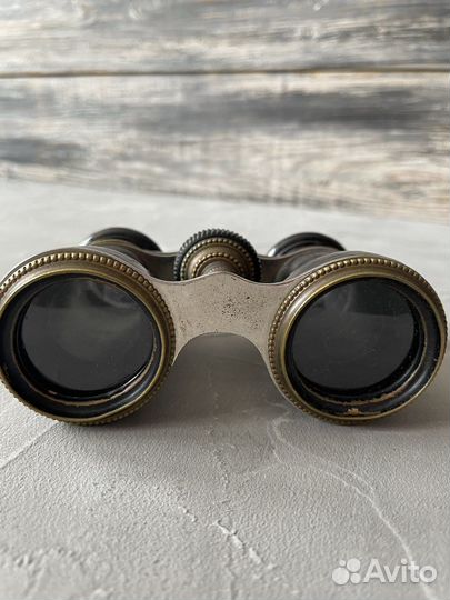 Бинокль театральный