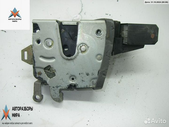 Замок двери передней правой BMW 5 E39 1997 8235126