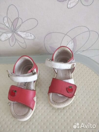 Босоножки для девочки 24 размер