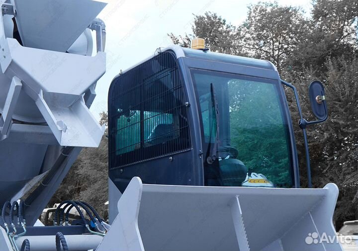 Автобетоносмеситель Yugong SDM4000, 2024