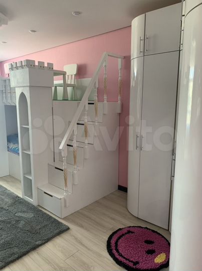 2-к. квартира, 70 м², 5/5 эт.