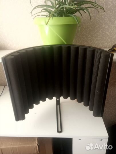 Акустический экран для микрофона