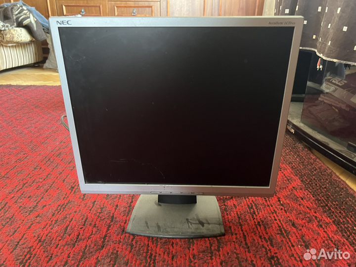 Монитор 19 дюймов