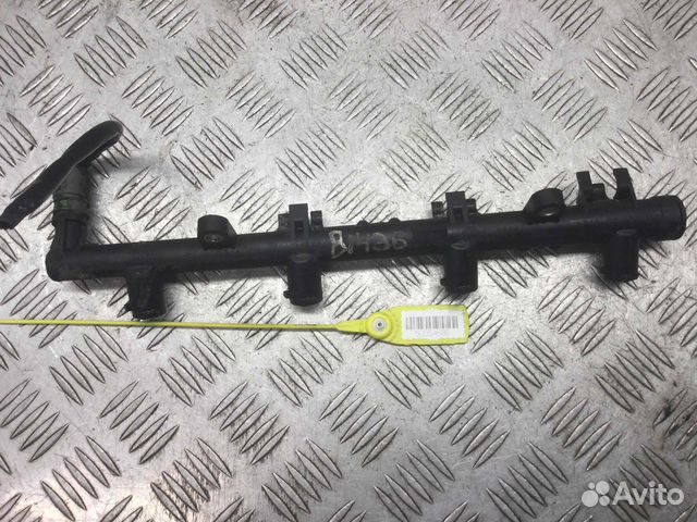 Топливная рампа Renault Megane K4M813