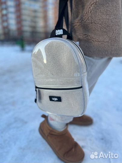 Рюкзак ugg с мехом и молочные варежки