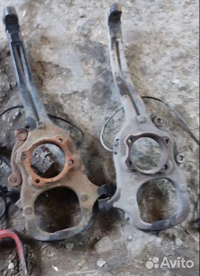 Цапфа Крайслер 300c