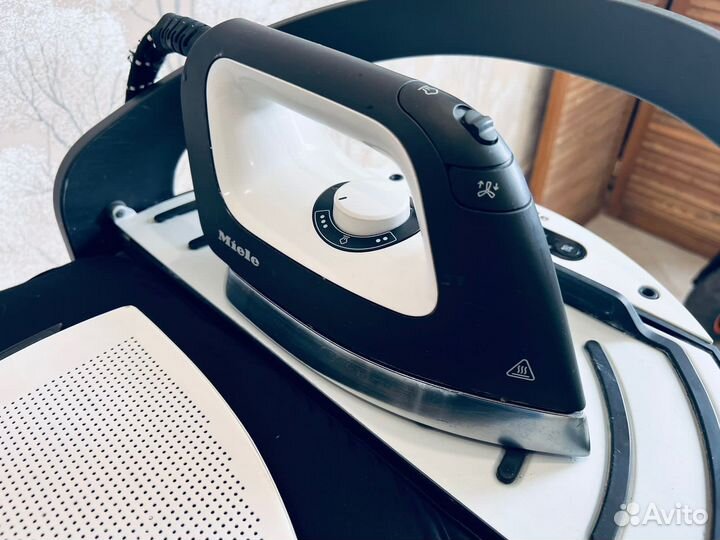 Гладильная система Miele B2847