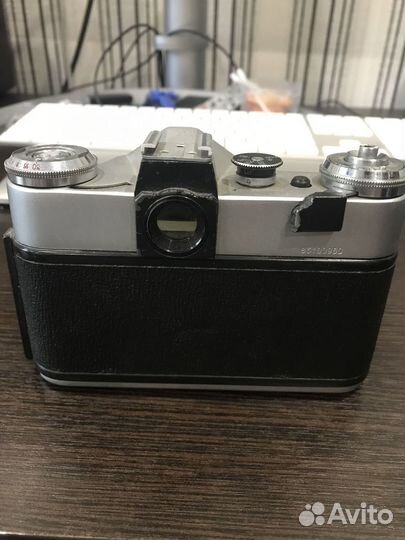 Продам фотоаппараты зенит-Е и зенит-ET