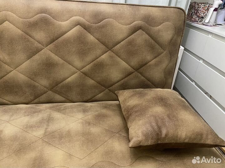 Диван прямой раскладной