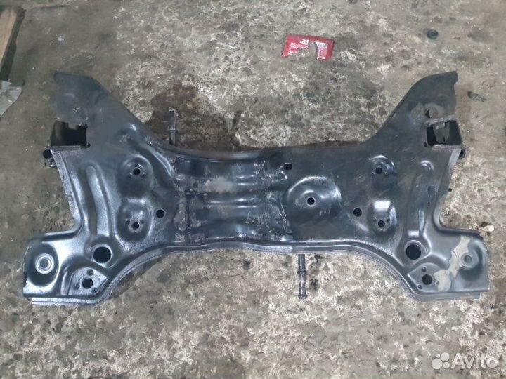 Подрамник двигателя передний Volkswagen Polo 5 CFN