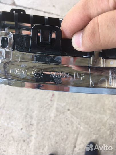 Решетка радиатора BMW e90