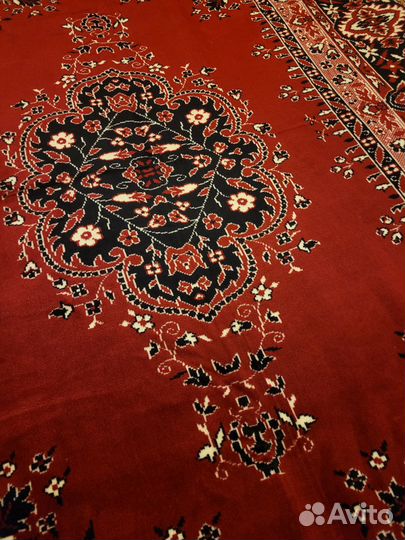 Дивандек на диван и накидки на кресла, подушки