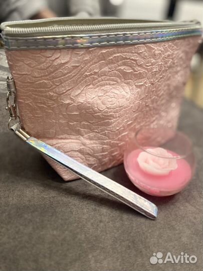 Косметичка с розами