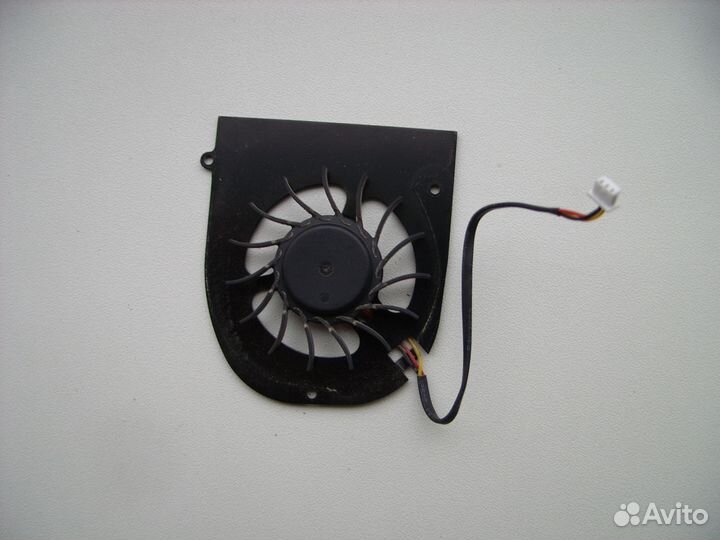 Вентиляторы системы охлаждения BP430705H-02