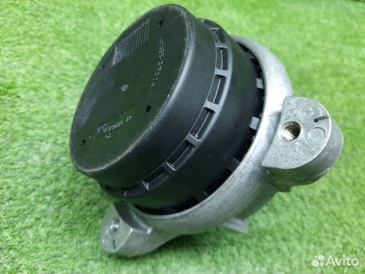 Подушка двс правая Bmw 5 Series F10