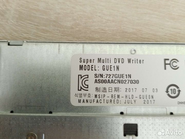 Super Multi DVD Writer (Дисковод), Model: GUE1N
