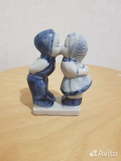 Фигурка из керамики