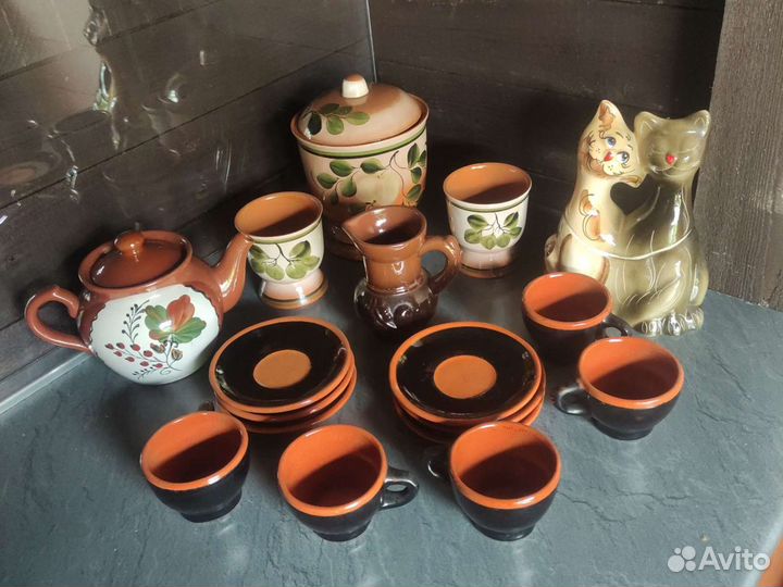 Набор глиняной посуды